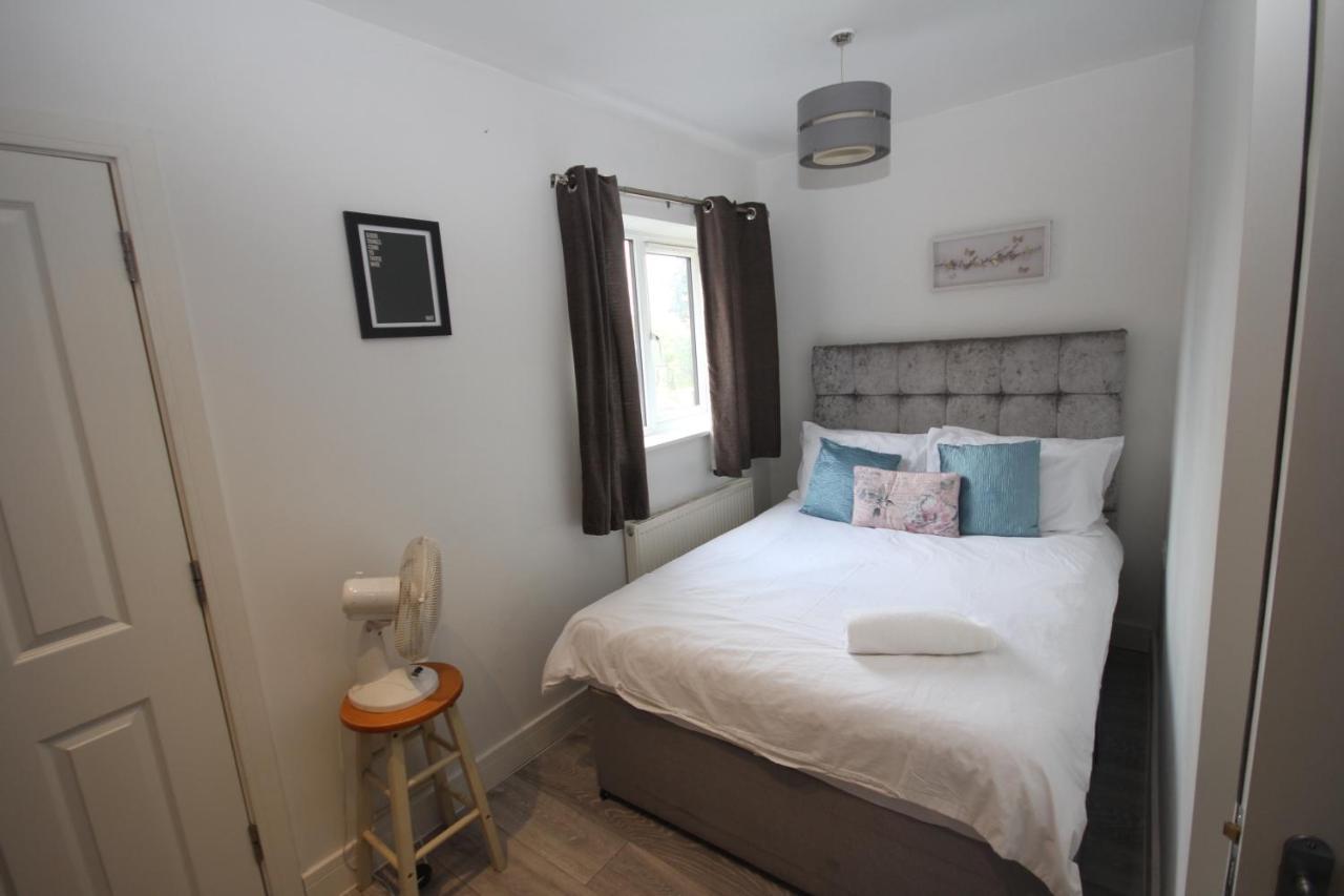Lee'S House Villa Uxbridge Ngoại thất bức ảnh