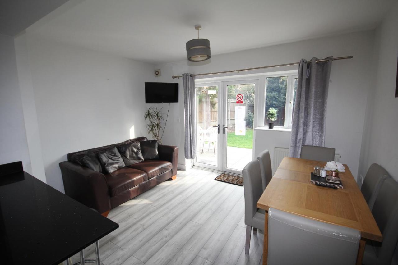 Lee'S House Villa Uxbridge Ngoại thất bức ảnh